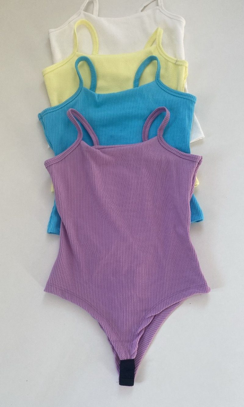 body anaruga alcinha